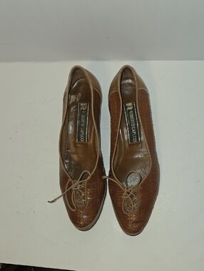 Roberto Capucci Brown Flats Size 8 Designer Classic Slip-On Shoes